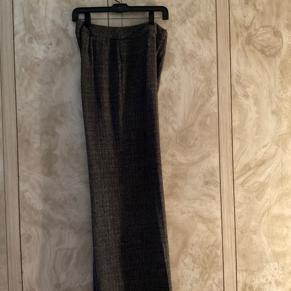 Pantsuit - Picture 4 of 4